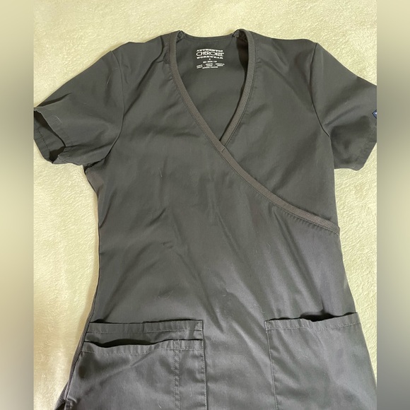 Scrub Set - Picture 2 of 5